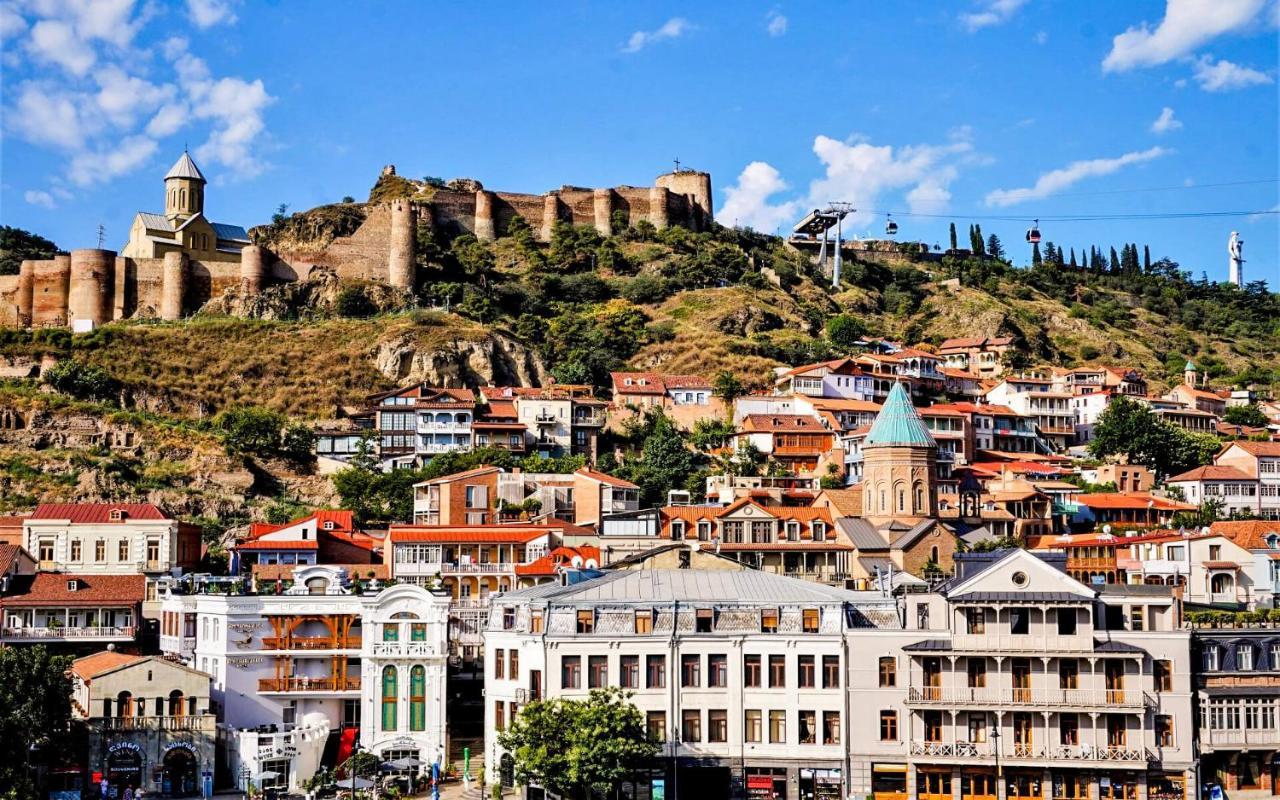 Home For You Tbilisi Luaran gambar